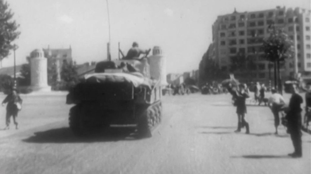 Libération de Paris : la reddition signée il y a 80 par le général Dietrich Von Choltitz
La France commémore ce dimanche 25 août les 80 ans de la libération de Paris. Face à l’avancée des troupes alliées, Hitler aurait ordonné de détruire la ville.