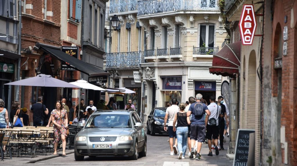 Un nouvel immeuble du centre-ville de Toulouse visé par un arrêté de péril
Depuis l'effondrement d'un immeuble au mois de mars dans le centre-ville de Toulouse, plusieurs autres immeubles ont fait l'objet d'arrêtés de péril.