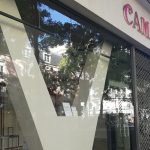Prêt-à-porter : relancer Camaïeu est "une vraie fierté" pour le PDG de Célio, Sébastien Bismuth
Un nouvel espace "Be Camaïeu" vient d'ouvrir à Lille, liant désormais la marque avec son équivalent masculin, Célio. Le lancement de nouvelle stratégie, lancée par le nouveau patron du groupe.