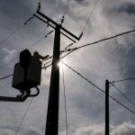 En Savoie, 8 000 clients privés d’électricité à Chambéry après des incidents liés aux fortes chaleurs
Près de la moitié seulement des foyers ont retrouvé le courant mardi midi, selon Enedis.