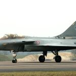 Un accident entre deux Rafale a eu lieu en Meurthe-et-Moselle, deux pilotes toujours recherchés
Le pilote d'un deux appareils s'est éjecté avant l'impact. Il est sain et sauf. Mais l'instructeur et l'élève pilote qui se trouvaient dans le second sont toujours portés disparus en début d'après-midi, selon l'armée de l'Air.