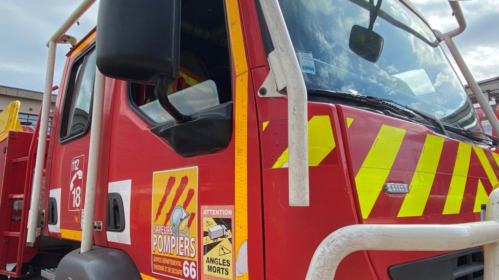 Le feu survenu au nord de Perpignan dans les Pyrénées-Orientales ne progresse plus
L'incendie qui s'est déclaré tôt mardi matin a parcouru plus de cinq hectares.