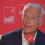 Nouveau gouvernement : "Les chefs d'entreprise sont inquiets, il ne faudrait pas les rendre fébriles avec un flou politique qui dure trop longtemps", estime le patron du Medef
Invité sur France Inter lundi, le président du Medef estime que les entreprises ont "besoin de visibilité".
