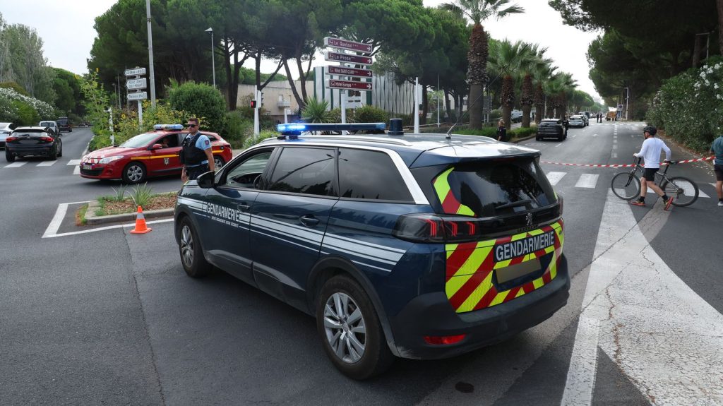 Incendies devant la synagogue de la Grande-Motte : l'interpellation du suspect est "un grand soulagement", réagit la présidente du Crif Occitanie
L'auteur présumé des incendies devant la synagogue de La Grande-Motte dans l'Hérault a été interpellé samedi soir, à Nîmes.