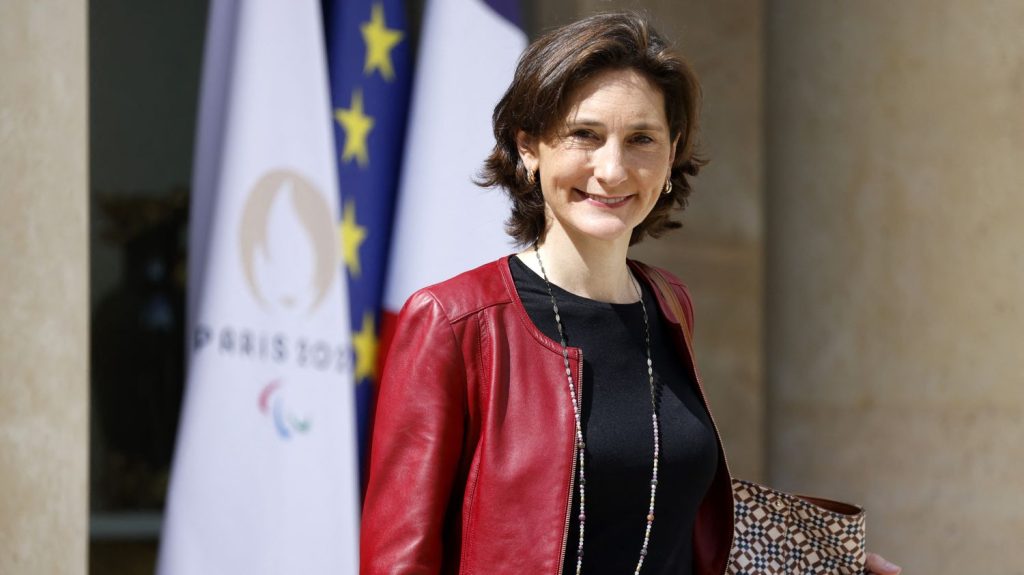 Paralympiques 2024 : "Quatre millions de visiteurs" sont attendus, assure la ministre des Sports, Amélie Oudéa-Castéra
La ministre démissionnaire des Sports a fait part, lors d'une conférence de presse, des ambitions de l'Etat pour les Jeux paralympiques, qui débutent le 28 août.