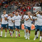 Brest-Marseille : pour sa première, l'OM de Roberto De Zerbi s'impose au terme d'un festival offensif
Porté par ses recrues, le club olympien s'est facilement défait de l'équipe surprise de la saison passée lors de la première journée de championnat, samedi.