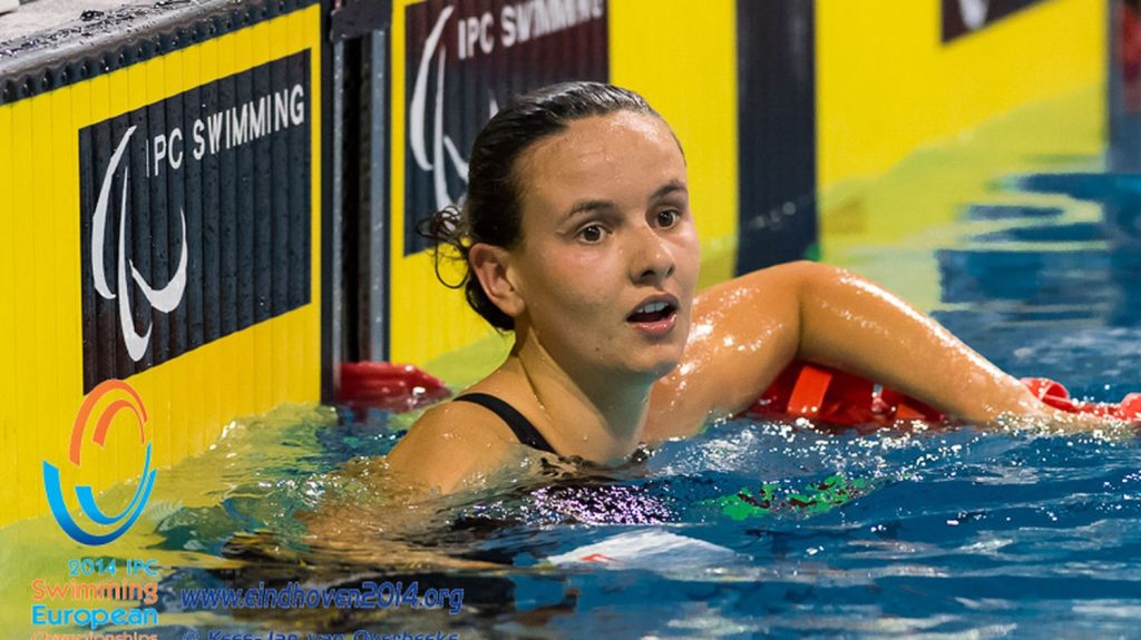 Vidéo
Paralympiques 2024 : découvrez le portrait de la nageuse française Anaëlle Roulet, qui rêve d'une première médaille à Paris
A domicile, la Française participera à ses quatrièmes Jeux paralympiques consécutifs, avec une ambition intacte.
