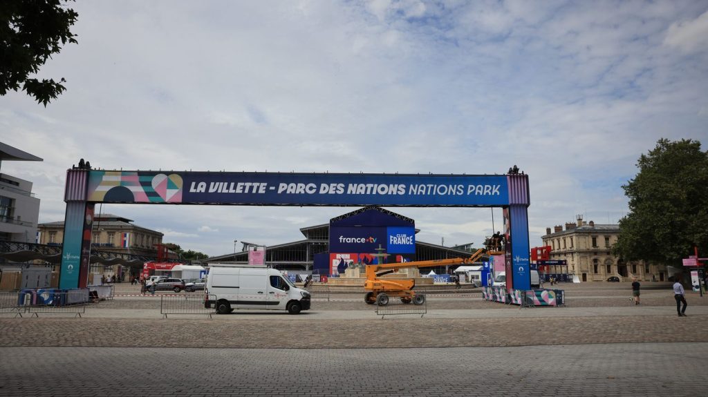 JO de Paris 2024 : 1,4 million de visiteurs se sont rendus au Parc des Nations à La Villette
"Quelques-unes des quinze maisons olympiques restent pendant les Paralympiques", précise Sophie-Justine Lieber.