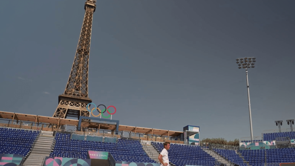 Jeux paralympiques 2024 : les sites des JO font peau neuve
La cérémonie d'ouverture des Jeux paralympiques aura lieu le 28 août sur la place de la Concorde, à Paris. Plusieurs sites de compétition des JO vont être réutilisés pour les épreuves paralympiques. Ils sont actuellement en cours de transformation.