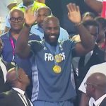 Paris 2024 : Teddy Riner accueilli en héros en Guadeloupe
Mercredi 7 août, le champion olympique de judo s'est rendu sur sa terre natale, où l'accueil a été plus que chaleureux. Il en profité pour délivrer un message d'amour à l'encontre de ses supporters guadeloupéens.
