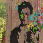 Sarthe : une ferme à la campagne transformée en galerie de street-art
Dans l'une des plus vieilles fermes de la Sarthe, Patrick Loire, président d'une association d'arts graphiques, a donné rendez-vous à des artistes pour faire découvrir le street-art aux habitants locaux. Ce projet audacieux vise à introduire l'art urbain, souvent réservé aux villes, en milieu rural.