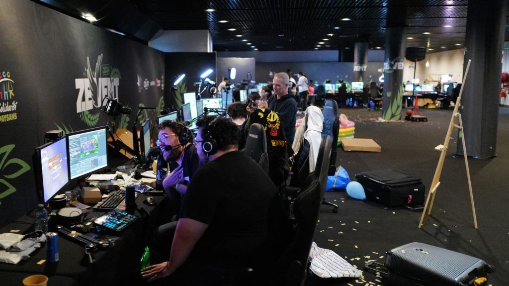 ZEvent : des streamers récoltent plus de 10 millions d'euros pour la lutte contre la précarité
135 streamers se sont réunis à Montpellier pour un évènement caritatif au profit de cinq associations de lutte contre la précarité, et ont récolté 10 145 881 euros