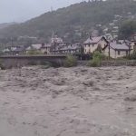 Intempéries : des pluies diluviennes font d'importants dégâts en Savoie
La Savoie était placée en alerte aux crues toute la journée du jeudi 5 septembre. Elle ne l'est plus. L'inquiétude portait notamment sur la rivière Arc, en Haute Maurienne. Sa crue a provoqué de gros dégâts.