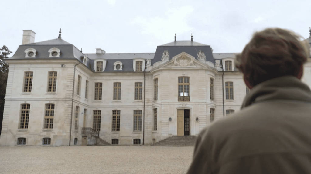 Découverte : le château de Vaux, au cœur de l'histoire cachée du Second Empire
Avec la nouvelle rubrique "Un lieu, une histoire", le 13 Heures vous emmène à la découverte du château de Vaux, dans l'Aube. Construit par l’architecte du roi Louis XV, il a appartenu à un personnage clé de l’histoire de France : Charlemagne de Maupas, qui a aidé Napoléon III dans son coup d’État en 1851.
