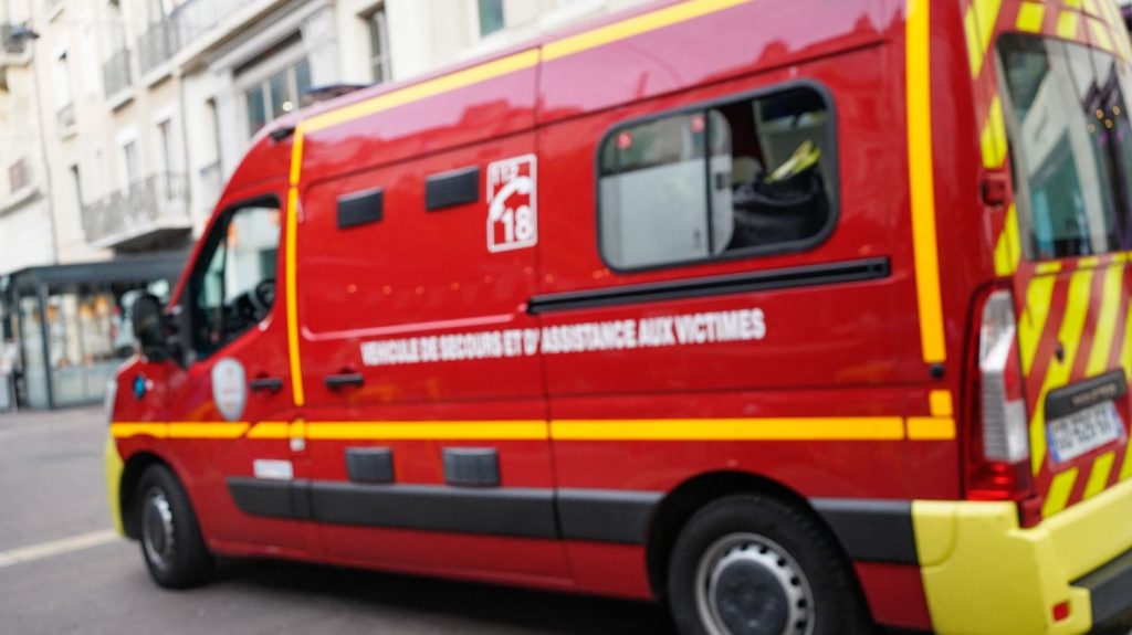 Grenoble : un homme de 21 ans blessé par balle, une enquête ouverte
"Connu pour trafic de stupéfiants", le jeune homme a été blessé au niveau du ventre vers 23h.