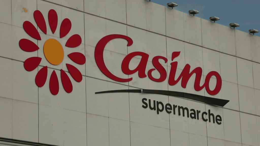 Grande distribution : un supermarché Casino va bientôt fermer définitivement à Toulouse
Dans un quartier du sud de Toulouse, en Haute-Garonne, le supermarché Casino fermera définitivement ses portes le 5 octobre. 67 salariés vont perdre leur emploi. Un crève-cœur pour les habitants, très attachés à ce magasin.