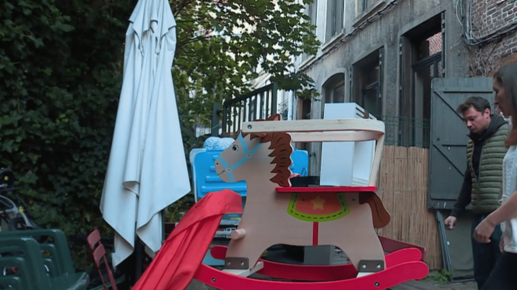 Nord : à Lille, la grande braderie se prépare
Dans le Nord, à Lille, les derniers préparatifs se déroulent vendredi 13 septembre avant l'ouverture de la traditionnelle grande braderie. L'événement attire chaque année plus de 2,5 millions de visiteurs.