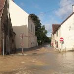 Inondations : de nombreuses communes touchées en Seine-et-Marne
L'eau a envahi les rues de plusieurs communes de Seine-et-Marne, vendredi 27 septembre, après de fortes pluies. Les habitants sont désemparés.
