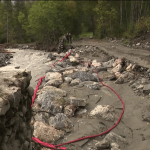 Intempéries : une route communale dévastée en Isère
En Isère, des intempéries durant la nuit de jeudi 26 à vendredi 27 septembre ont causé de lourds dégâts. Un cours d’eau a été détourné et la route communale s’en retrouve dévastée.