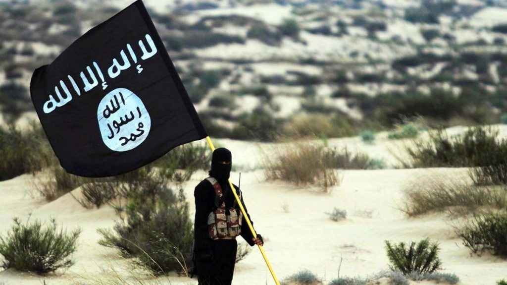 Une revenante de Syrie va être jugée en France pour "génocide", une première depuis la Seconde guerre mondiale
La femme, née dans le sud de la France et âgée de 35 ans, est soupçonnée d'avoir, au printemps 2015, réduit en esclavage une adolescente yézidie en Syrie.