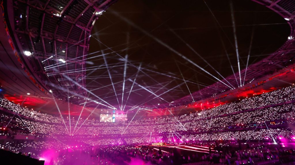 Podcast
Clap de fin pour Paris-2024, les menaces de l'Abbé Pierre et 10 millions d'euros pour le ZEvent : ça dit quoi ce 9 septembre ?
Ce lundi 9 septembre, Paris est orphelin de ses Jeux qui se sont terminés dimanche avec la cérémonie de clôture paralympique, de nouvelles révélations sur l'affaire des violences sexuelles qui vise l'abbé Pierre et les streameurs du ZEvent ont récolté 10 millions d'euros de dons.