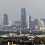 La Banque de France va revoir sa prévision de croissance légèrement à la hausse pour 2024
Une hausse peut-être minime mais qui se maintient dans un contexte empreint d'incertitude. Le gouverneur de la Banque de France met en avant deux raisons, la baisse du taux d'inflation et le succès des JO.