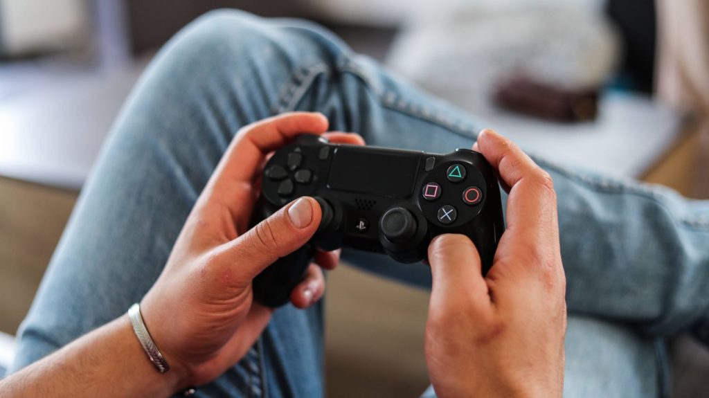 Face au manque de succès, Sony abandonne son jeu de tir "Concord" après seulement deux semaines
"Nous reconnaissons que certains aspects du jeu et son lancement initial n'ont pas eu l'effet escompté", a expliqué Ryan Ellis de Firewalk Studios, qui appartient à Sony et a réalisé le jeu.