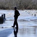 Intempéries dans le Gard : 17 personnes verbalisées pour avoir emprunté un pont fermé à la circulation
La préfecture dénonce des "comportements irresponsables".