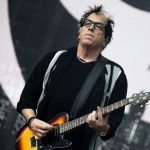 Le groupe punk The Offspring sort un nouvel album "Supercharged" et règle ses comptes avec Donald Trump
La formation punk-pop californienne fête cette année ses 40 ans avec un onzième album plein d'énergie. Et Noodles, le guitariste du groupe, se déclare "super dégoûté" par Donald Trump, l'ancien président américain.