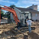 "On a besoin de bras ! Venez nous aider !" : l'appel au secours des habitants de Limony, en Ardèche, une semaine après les inondations
Un nouvel épisode de fortes pluies menace le sud-est du pays, une semaine après les spectaculaires inondations qui ont ravagé de nombreuses communes, notamment en Ardèche.
