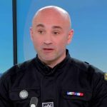 Police : pour travailler à la BRI, "il ne faut pas être un cowboy", indique Pierre Le Coz, adjoint au chef de la BRI Paris
Pierre Le Coz, adjoint au chef de la BRI Paris, était l'invité du 11h/13h, mardi 22 octobre, alors que la Brigade de recherche et d'intervention (BRI) célèbre ses 60 ans.