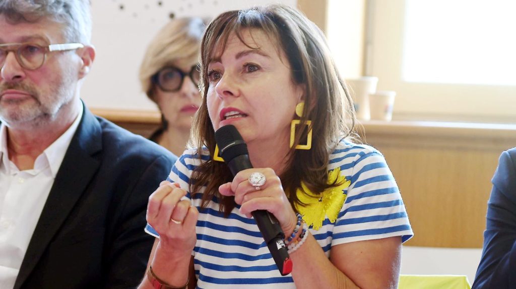 Sécheresse en Occitanie : la présidente de région réclame à Emmanuel Macron un statut spécial pour les Pyrénées-Orientales et l'Aude
Carole Delga exige un assouplissement des règles liées à l'eau pour accélérer de nombreux projets réclamés par les agriculteurs pour faire face à la sécheresse.