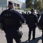Véhicules de police brûlés à Cavaillon : au cœur du trafic de drogue
Dans le Vaucluse, des voitures de police ont été incendiées à Cavaillon, en représailles à une opération anti-drogue. Une cité est particulièrement gangrénée par le trafic.