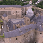 Monument préféré des Français 2023 : le château de Sedan profite de sa nouvelle notoriété
Dans les Ardennes, le château de Sedan a obtenu le titre de monument préféré des Français en 2023, et depuis, sa fréquentation bat des records. L'hôtel-restaurant de la ville bénéficie lui aussi de la popularité grandissante du plus grand château fort d'Europe.