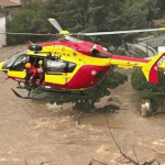 Crues et inondations dans le Centre-Est : des villes submergées et des évacuations
Dans le Centre-Est de la France (Ardèche, mais aussi Loire et Haute-Loire), des communes ont été fortement touchées par les crues et inondations, jeudi 17 octobre. Dans le petit village ardéchois de Limony, des habitants qui s'étaient réfugiés sur le toit de leur maison ont dû être évacués par hélicoptère.