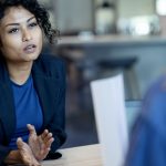 Qu’est-ce qui motive l’évolution professionnelle ?
Sept salariés sur dix envisagent d’évoluer professionnellement dans les deux ans. Un peu plus de la moitié dans les douze prochains mois. Surtout pour un meilleur salaire. Mais sans plaquer leur boite ou leur secteur d’activité pour autant.
