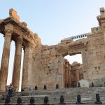 Les abords du site archéologique de Baalbeck, au Liban, visés par une frappe israélienne
La citadelle de Baalbeck, dans l'est du Liban, comprend l'un des temples romains les mieux préservés au monde, classé au patrimoine mondial de l'Unesco depuis 1984.