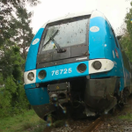 Intempéries : les dégâts des inondations dans le sud de la France
De nouvelles intempéries ont frappé le sud de la France, vendredi 25 octobre. Les fortes pluies ont provoqué le déraillement d'un train en Lozère, et près de 2 000 personnes ont été mises à l'abri dans le Var.