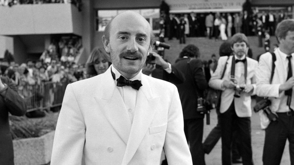 Vidéo
Mort de Michel Blanc : retour sur sa carrière aux multiples facettes
Michel Blanc savait aussi utiliser ses complexes et son talent d'écriture pour explorer le désenchantement et façonner les personnages de ses films.