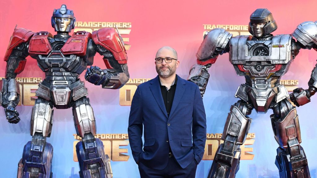 "Transformers 4: le commencement" : la saga s'offre une cure de jouvence avec un préquel en film d'animation
Pour son nouvel opus, la franchise a embauché le réalisateur et scénariste Josh Cooley qui avait triomphé chez Pixar avec "Toy Story 4" et "Vice versa".