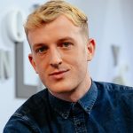 Édouard Louis distingué par le prix littéraire Les Inrockuptibles pour son roman "L'Effondrement"
Parmi les autres lauréats des prix littéraires de la revue culturelle, les écrivains Louise Bentkowski pour le premier roman et Justin Torres pour le roman étranger.