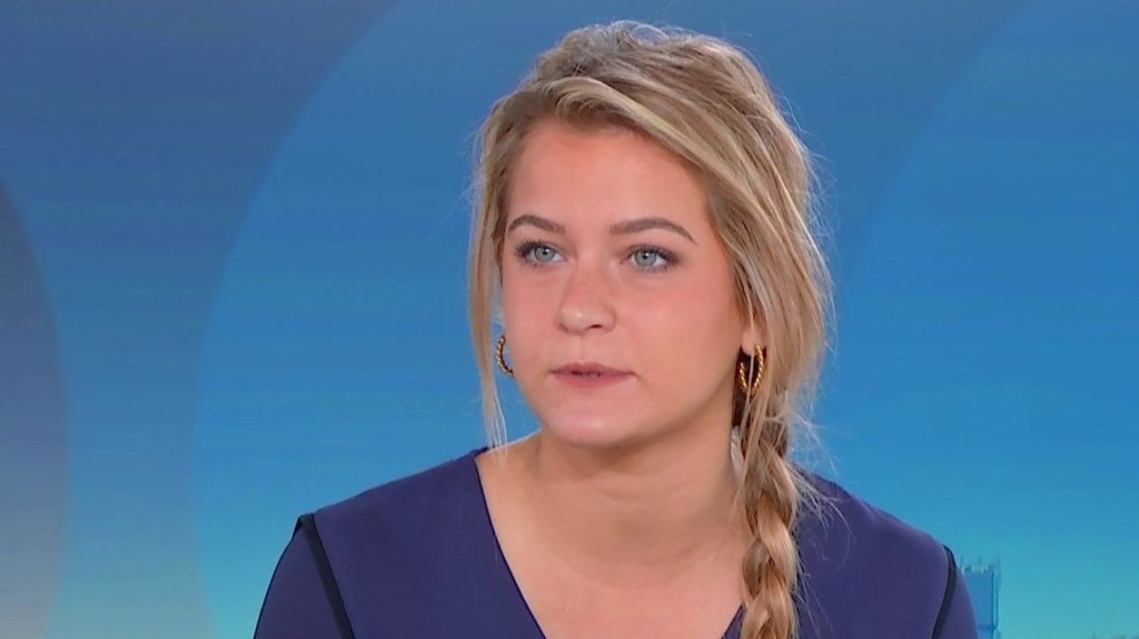 Fonction publique : "La question porte davantage sur les conditions de travail", explique Céline Hervieu, députée PS
Le gouvernement a annoncé vouloir allonger le temps de carence des arrêts-maladies du secteur public et limiter leur rémunération à 90% au lieu de 100% actuellement.