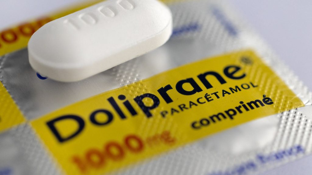 Cession de Doliprane : Sanofi "s'étonne" d'avoir reçu une offre améliorée du fonds français d'investissement PAI hors des délais
Le groupe pharmaceutique français avait déjà annoncé sa décision de négocier en exclusivité avec le fonds d'investissement américain CD&R.