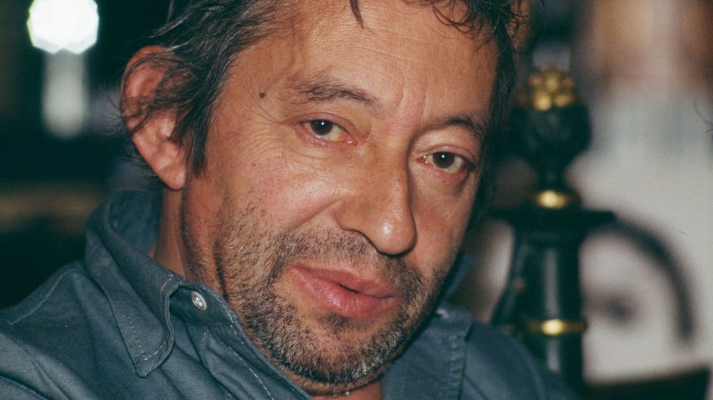 Gainsbourg : les chansons, bien avant le musée
Alors que les fans s'émeuvent des difficultés financières inattendues de la Maison Gainsbourg, son musée personnel, revenons sur l'aura singulière de Serge Gainsbourg, célébrée par les chanteurs...