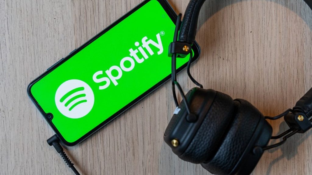 Spotify se lance dans les livres audio en France et au Benelux
En France, Spotify vient ainsi concurrencer Amazon Audible et deux autres suédois, Storytel et Nextory.