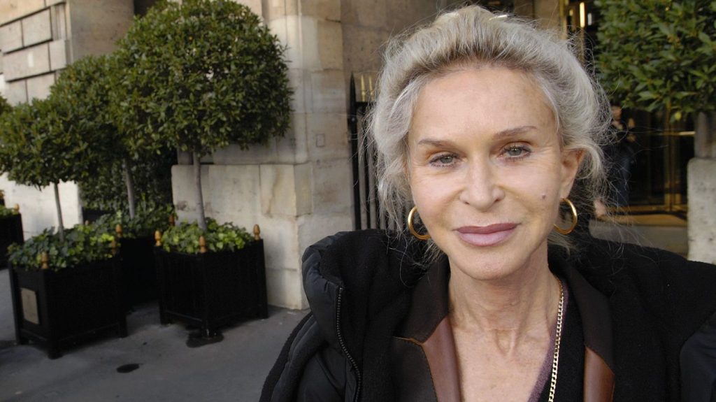 Claire Gallois, écrivaine et jurée du prix Femina pendant quarante ans, est morte à l'âge de 87 ans
Une bénédiction sera donnée en sa mémoire le 27 novembre à 10h00 en la Basilique Sainte-Clotilde à Paris