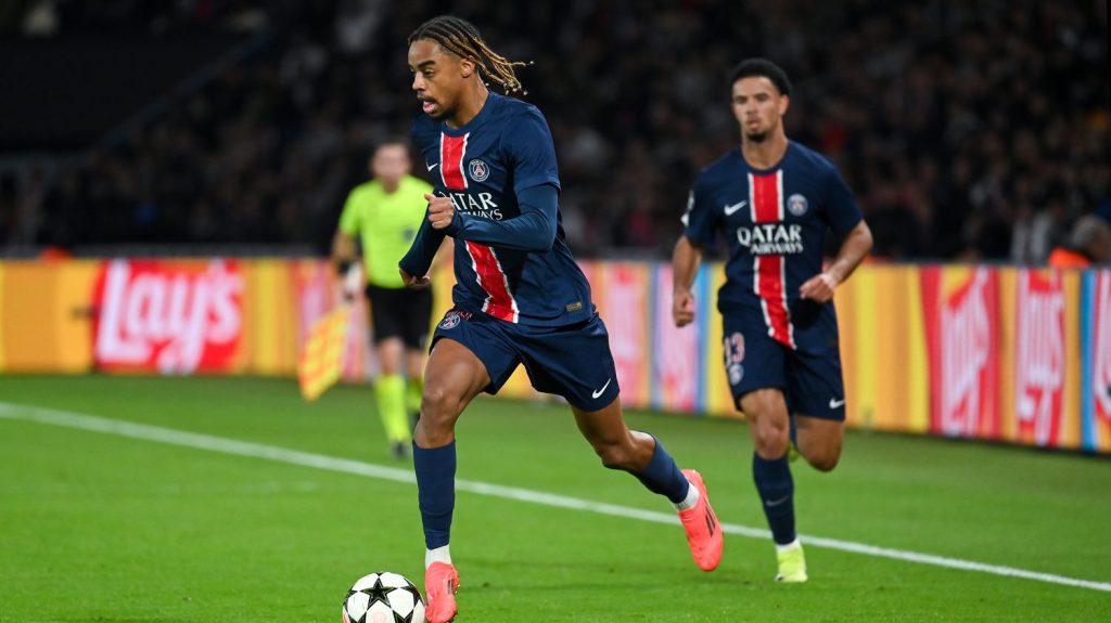 Bayern Munich-PSG : ce match est-il vraiment un tournant pour Paris en Ligue des champions ?
Virtuellement éliminé à mi-parcours de la phase de ligue, le club de la capitale doit absolument régler ses problèmes d'efficacité et prendre des points pour espérer continuer son aventure.