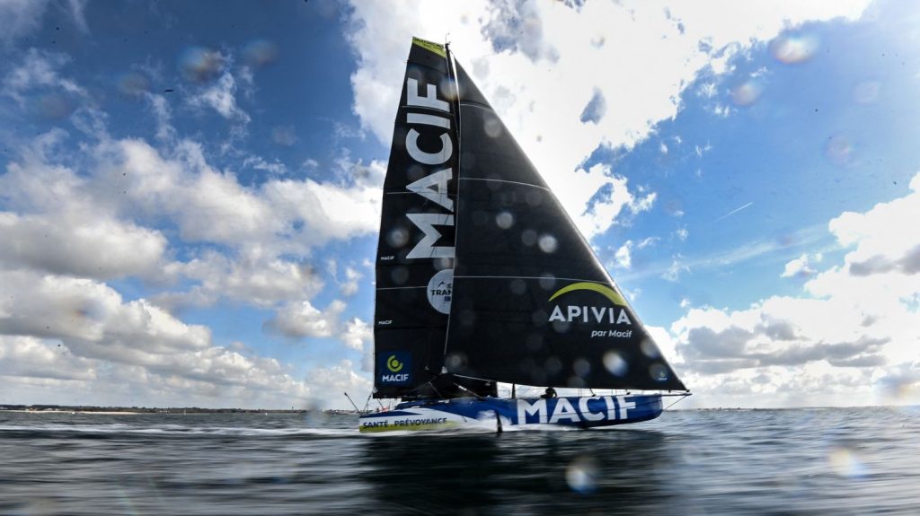 Vendée Globe 2024 : Charlie Dalin passe en tête le cap de Bonne-Espérance
Le skippeur havrais, qui mène la course depuis une semaine, a été le premier à atteindre ce passage essentiel de la course, vendredi, pour entrer dans les redoutables mers du Sud.