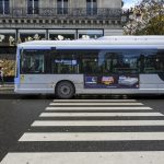 Un chauffeur de bus parisien mis à pied pour avoir intimidé un cycliste
Dans une vidéo postée sur le réseau social Tik Tok, le chauffeur parle de "combat contre les cyclistes", tandis que le véhicule suit à très courte distance une personne à vélo dans un couloir de bus.