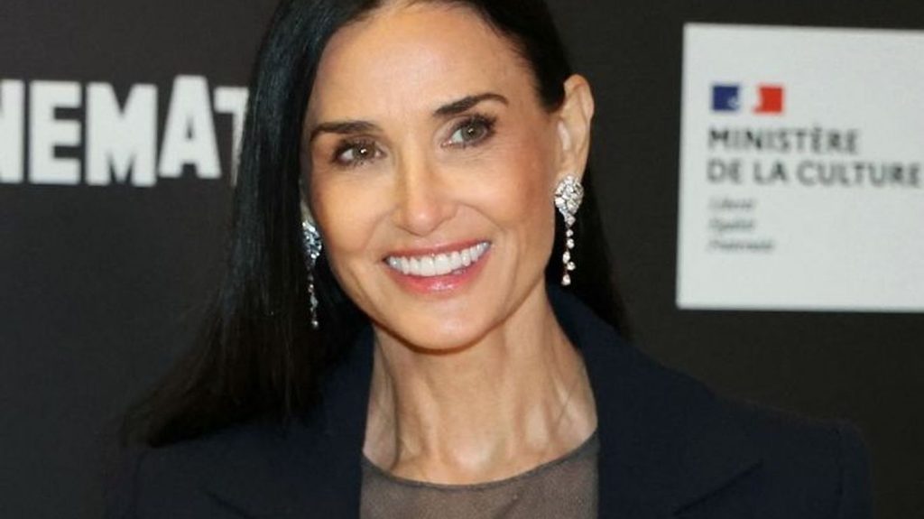 Demi Moore, à l'affiche de "The Substance", souhaite qu'on en finisse avec l'objectification des femmes
L'actrice américaine a donné, le 5 novembre, une masterclass à la Cinémathèque française où était présenté, en avant-première à Paris, "The Substance" de la Française Coralie Fargeat.